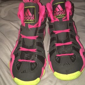 Kobe’s Crazy 8 Adidas Basketball Shoes